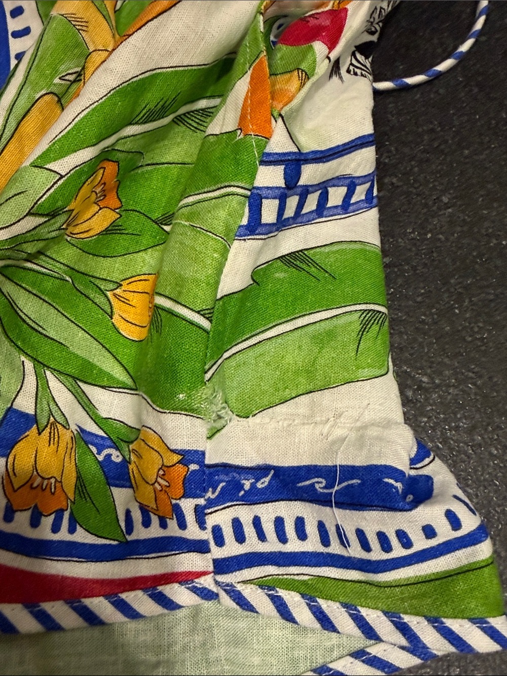 Farm Rio, drawstring, parrot print shorts - Picture 3 of 5